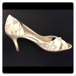 David’s Bridal Wedding Shoe - White Lace